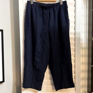 New Navy Alison Daley Missy Capri Pants
